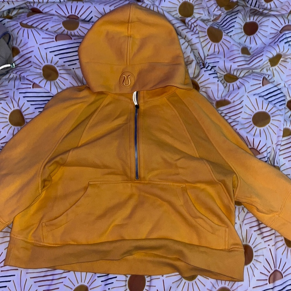 orange Lululemon scuba